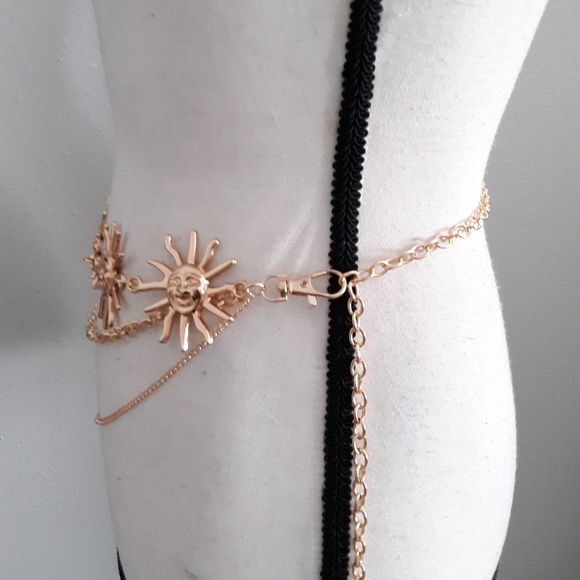 Sunshine Chain Belt Gold - Picture 5 of 8